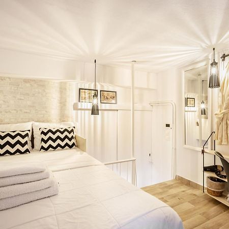 Acropolis Elegant Maisonette By Lodgespot Αθήνα Εξωτερικό φωτογραφία